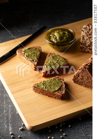 Side view on sliced flourless diet grain bread Side view on sliced flourless diet grain bread 83817587