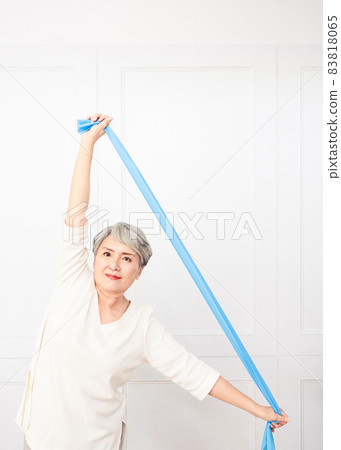 Asia Shifuka Women's home-based exercises, maintenance and health. Asia Shifuka Women's home-based exercises, maintenance and health. 83818065