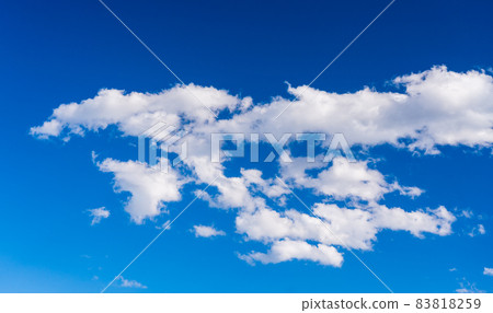 雨後清爽的秋空 83818259