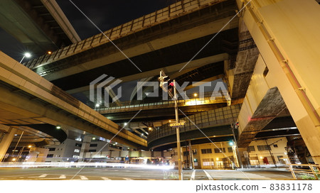 Awaza Junction in Osaka is known as the "Western Yokozuna" and "Yamatano Orochi", where the roads are layered in layers. Awaza Junction in Osaka is known as the "Western Yokozuna" and "Yamatano Orochi", where the roads are layered in layers. 83831178