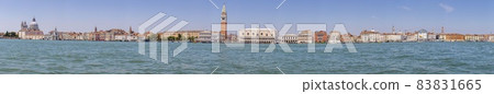 Panoramic view on Venice from lagoon during daytime Panoramic view on Venice from lagoon during daytime 83831665