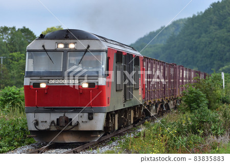 關北本線靖國生田原JR貨運DF200-115（五棱郭） 83835883