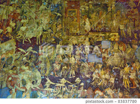 The paintings and sculptures considered masterpieces of Buddhist religious art. 83837780