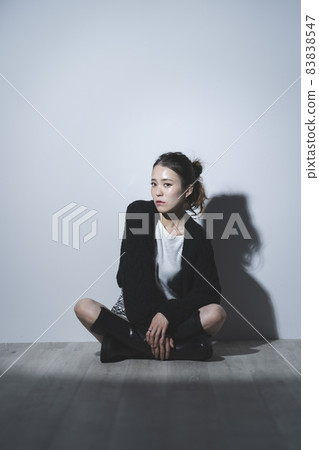 Cool female portrait Cool female portrait 83838547