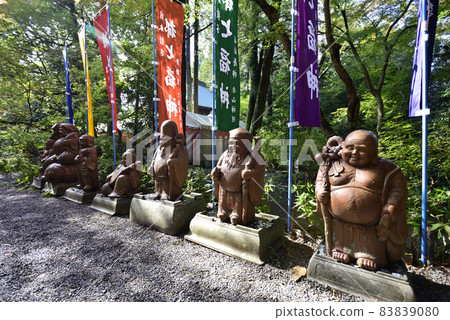 Akayama Zenin Fukurokujuden 83839080
