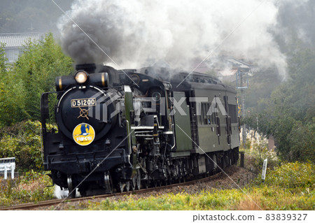 SL Yamaguchi running on the Yamaguchi Line 83839327