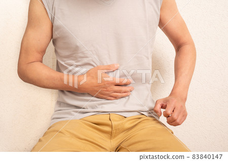 Middle man abdominal pain Middle man abdominal pain 83840147