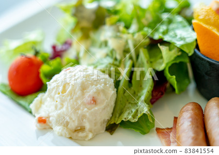 Morning Plate Morning Plate 83841554