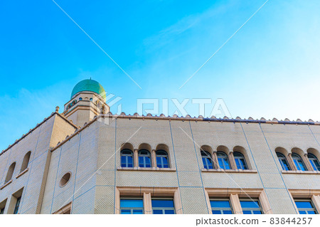 [Urban scenery of Kanagawa] Scenery around Minato Mirai, Yokohama (Yokohama Customs) 83844257