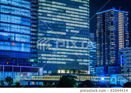 [Cityscape of Kanagawa] Night view around Yokohama Minatomirai 83844414
