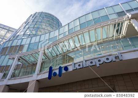 LaLaport Kashiwanoha 83848392