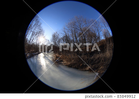 Frozen river in forest. Circular fisheye landscape 83849912
