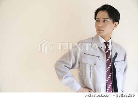 Blue collar man 83852289