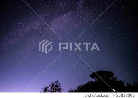 高根涼亭的星空 83857096