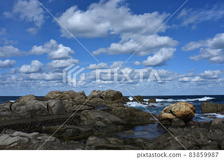 石川縣輪島市鴨浦海岸 83859987