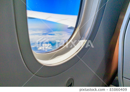 [Image material] Scenery from the aircraft window (B787) 83860409