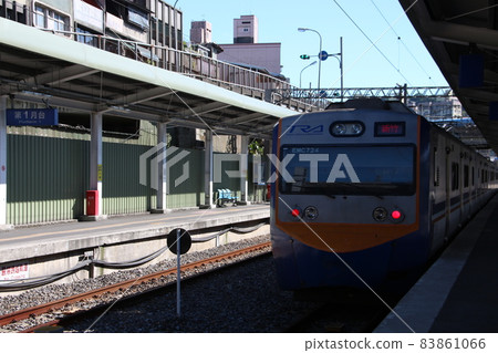 train train 83861066