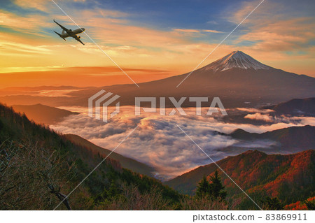 Mt. Fuji, a beautiful world heritage site in the Fuji Five Lakes region 83869911
