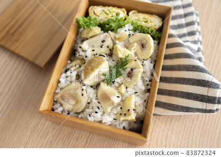 大栗子板栗飯 83872324