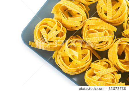 raw pasta nest 83872788