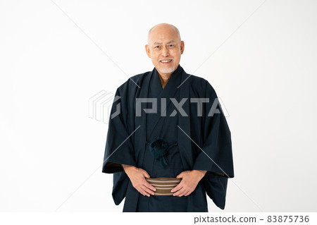 日式服裝老人和服 83875736