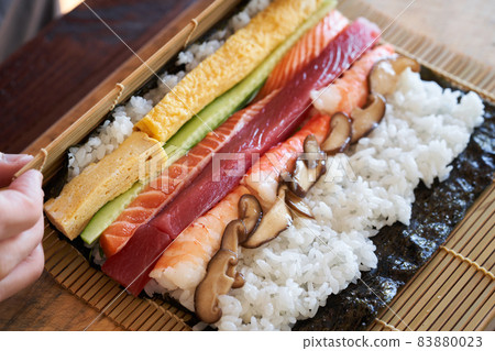 Men making Ehomaki Men making Ehomaki 83880023