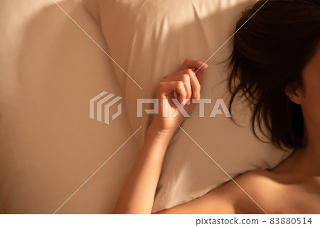 SEX / Female / Bed / Sex SEX / Female / Bed / Sex 83880514