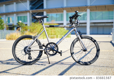 一輛自行車 83881387