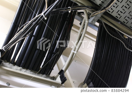 Building cable wiring 83884294