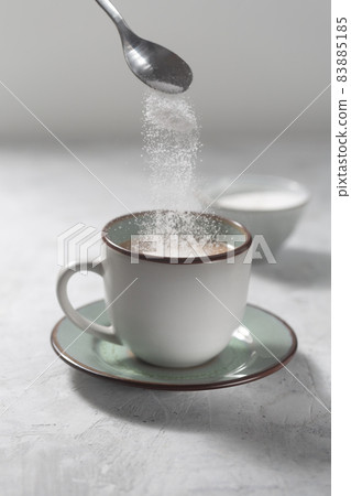 The process of making coffee with sugar-free sweetener stevia 83885185