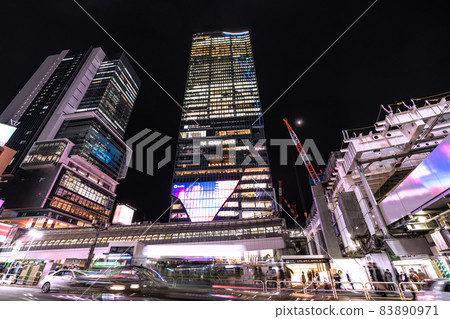 Tokyo cityscape of Japan Overlooking JR Shibuya station (right) where steel frames are overhanging, skyscrapers, Ginza line Shibuya station, etc. 83890971
