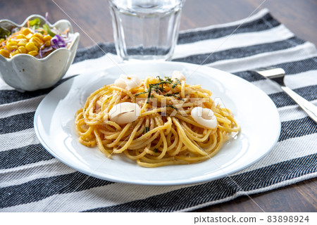 Cod roe and squid pasta Cod roe and squid pasta 83898924
