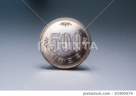 Newly designed 500-yen coin Reiwa 3 years Newly designed 500-yen coin Reiwa 3 years 83900874