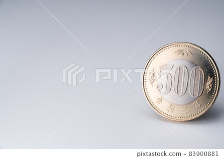 Newly designed 500-yen coin Reiwa 3 years Newly designed 500-yen coin Reiwa 3 years 83900881