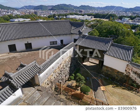 The turret to Himeji Castle, the gate to the gate, the gate to the gate, and the turret to The turret to Himeji Castle, the gate to the gate, the gate to the gate, and the turret to 83900976