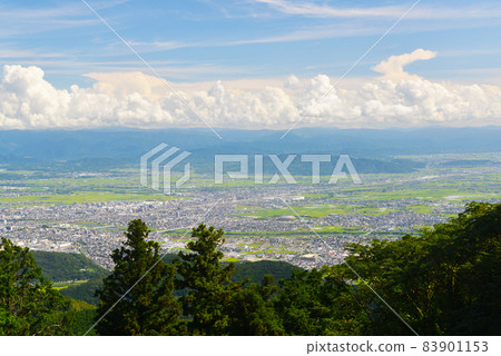 Up from Mt. Kinpu to the south and west of Kumamoto City Up from Mt. Kinpu to the south and west of Kumamoto City 83901153