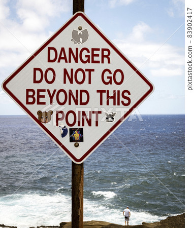 Beach Sign - Warning Do not go beyond this point 83902417