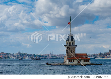 The Maiden's Tower in the Bosphorus, Istanbul, Turkey The Maiden's Tower in the Bosphorus, Istanbul, Turkey 83902966