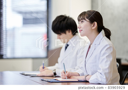 亞洲醫務人員聽講座 83903929