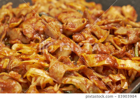 炒甜辣韓國食物激素Gopchang Pokmu 83903984