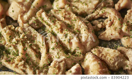 Stir-fried hormones 83904223