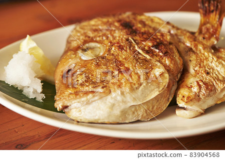鹽烤鯛魚、烤鯛魚 鹽烤鯛魚、烤鯛魚 83904568