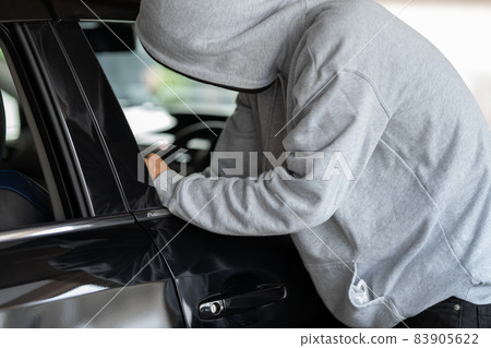 Car vandalism stealing thief Car vandalism stealing thief 83905622