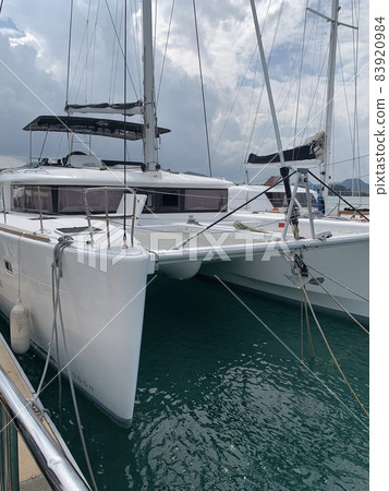沖繩遊艇港口遊艇 83920984