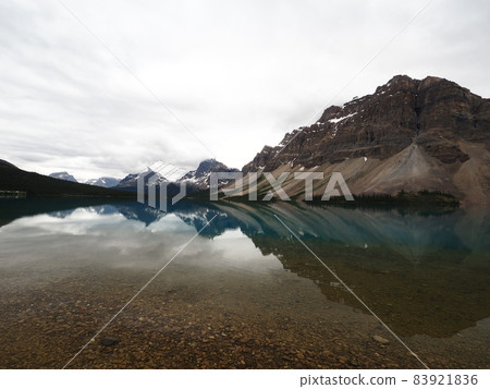 Canadian rockies view 83921836