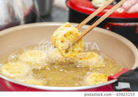 Deep-fried lotus root scissors 83923153