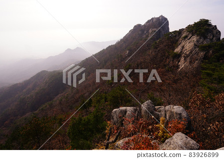 National Park. Bukhansan. Daeseongmun. Daenammun. Munsusan. Bohyeonbong. Autumn. Samgaksan National Park. Bukhansan. Daeseongmun. Daenammun. Munsusan. Bohyeonbong. Autumn. Samgaksan 83926899