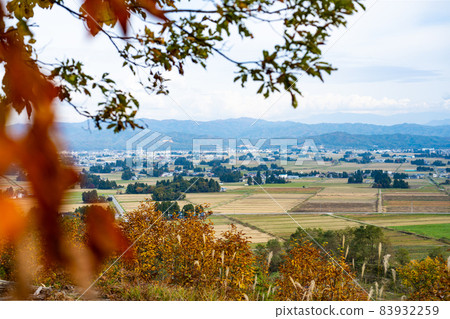 Hotokeyama Observatory overlooking the dispersed village of Iide Town, Yamagata Prefecture Autumn scenery Sightseeing spot Beautiful Japanese village Hotokeyama Observatory overlooking the dispersed village of Iide Town, Yamagata Prefecture Autumn scenery Sightseeing spot Beautiful Japanese village 83932259