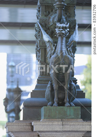 Kirin statue of the central pillar of Nihonbashi, Tokyo 83932706