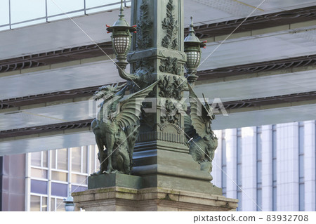 Kirin statue of the central pillar of Nihonbashi, Tokyo 83932708